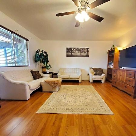 The Greenhouse - 3Bed 2Bath Home In Tahlequah, Ok 外观 照片